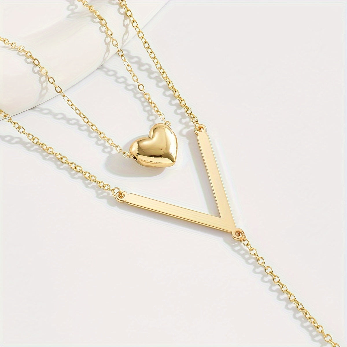 Golden Heart Letter V Design Y-Necklace Simple Sexy Style Alloy Jewelry Trendy Pendant Necklace For Female