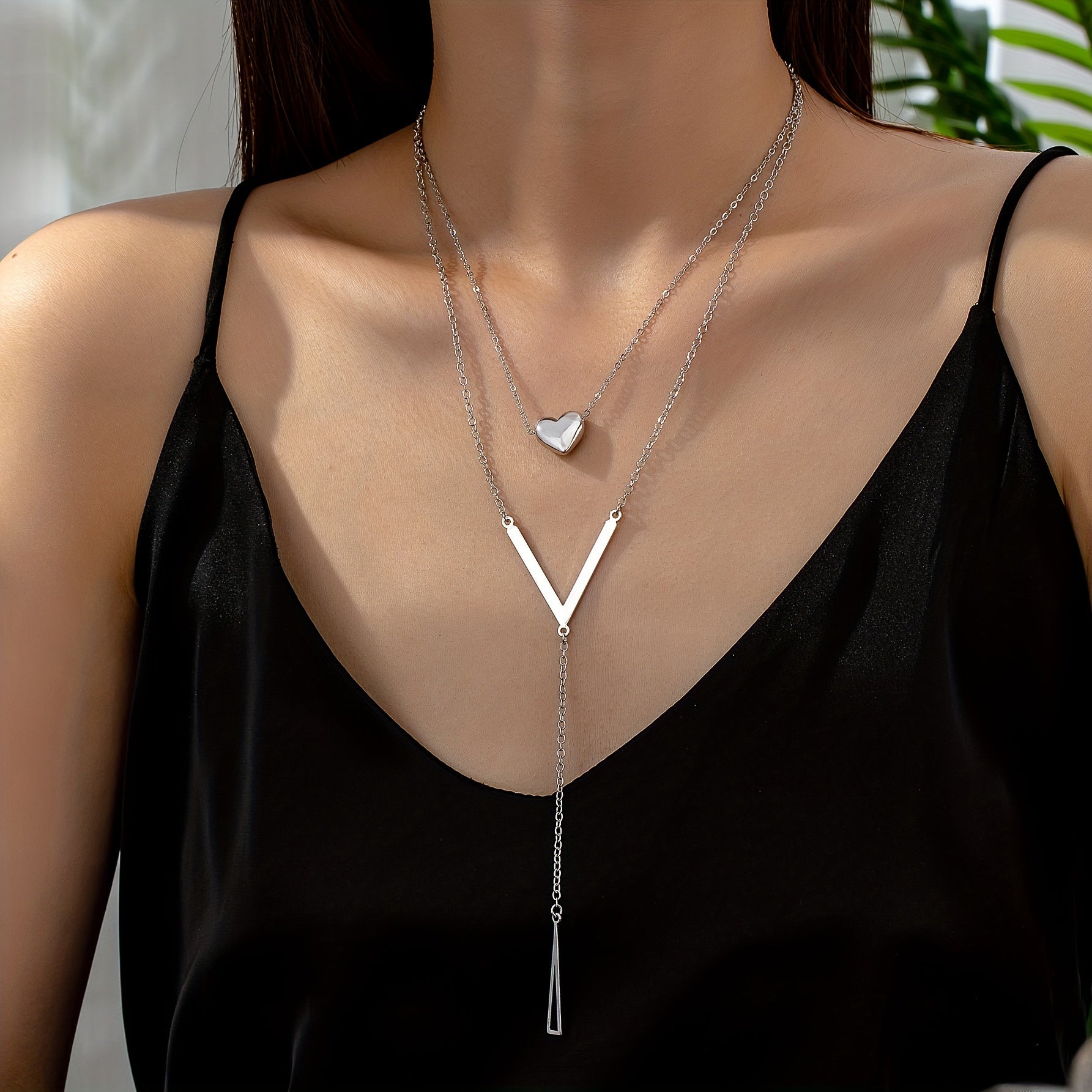 Golden Heart Letter V Design Y-Necklace Simple Sexy Style Alloy Jewelry Trendy Pendant Necklace For Female