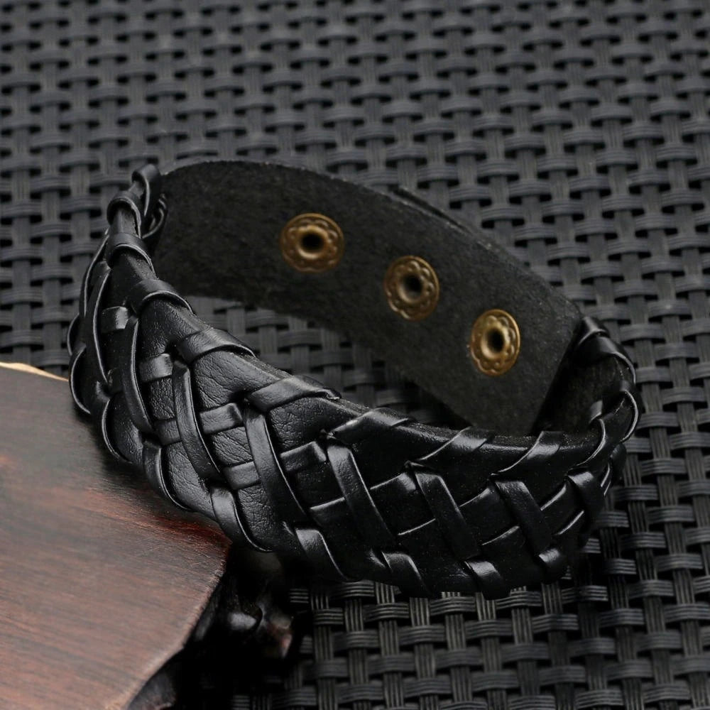 2024 Personalized Jewelry Bracelets Bangles Cuff Bracelet Men Vintage Handmade Weave Smooth PU Leather Bracelet Pulsera Hombre
