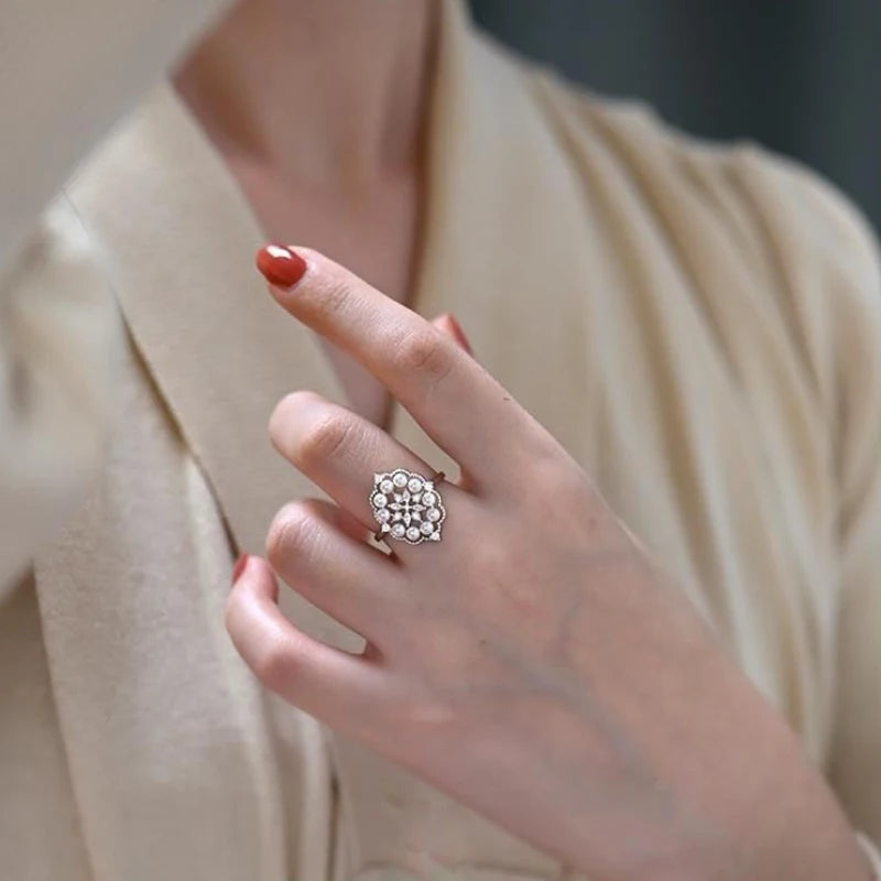 Vintage Fine Jewelry Daily Silver Jewelry Pearl rings for women luxury and exquisite temperament elegant gift adjusted