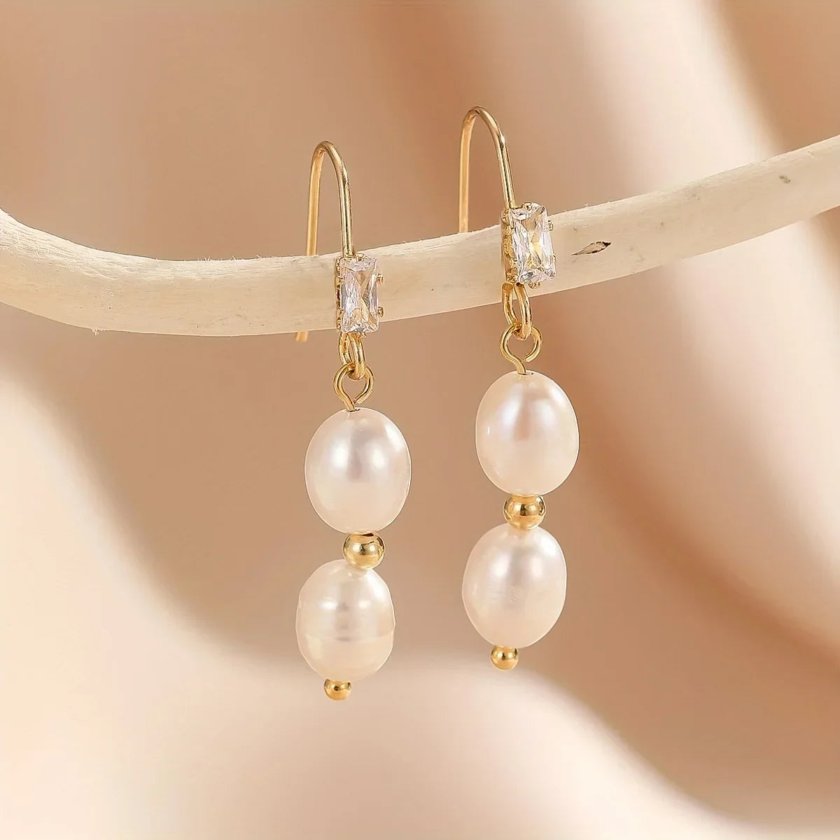 Fashion Wedding Jewelry Earrings, Silver Pearl Earrings, Minimalist Style, Women's Earrings, The First Choice For Giving Gifts