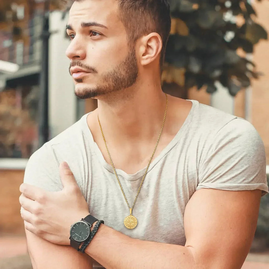 Layered Necklaces for Men Sailing Travel Compass Pendant Stainless Steel Cuban Figaro Wheat Chain Casual Retro Collar