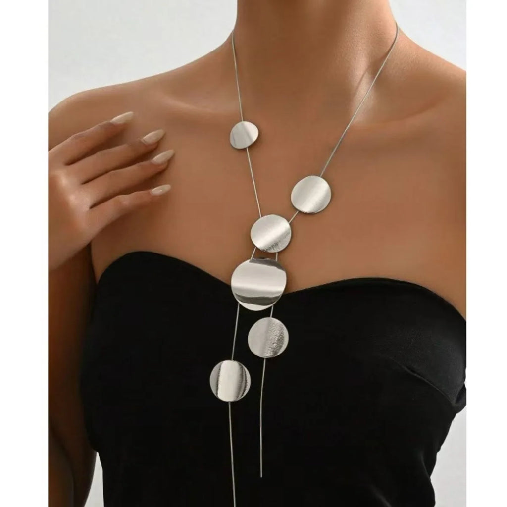 Long Necklace for Women Fashion Temperament Large Round Piece Personality Simple Collarbone Chain