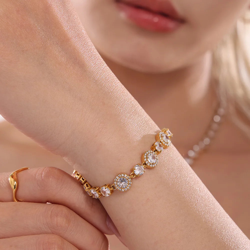 Women's Bracelet with Simple Design Inlaid with Zircon Stainless Steel Fashionable and Versatile Jewelry Accessories