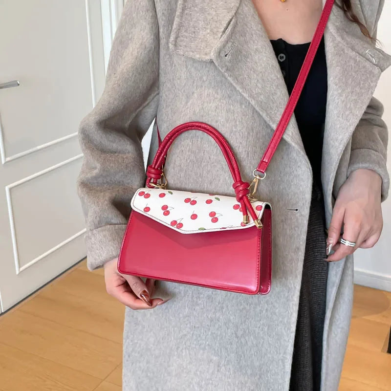 Fashion handbag women's personality early spring new simple fashion trendy printing casual messenger niche small square bag