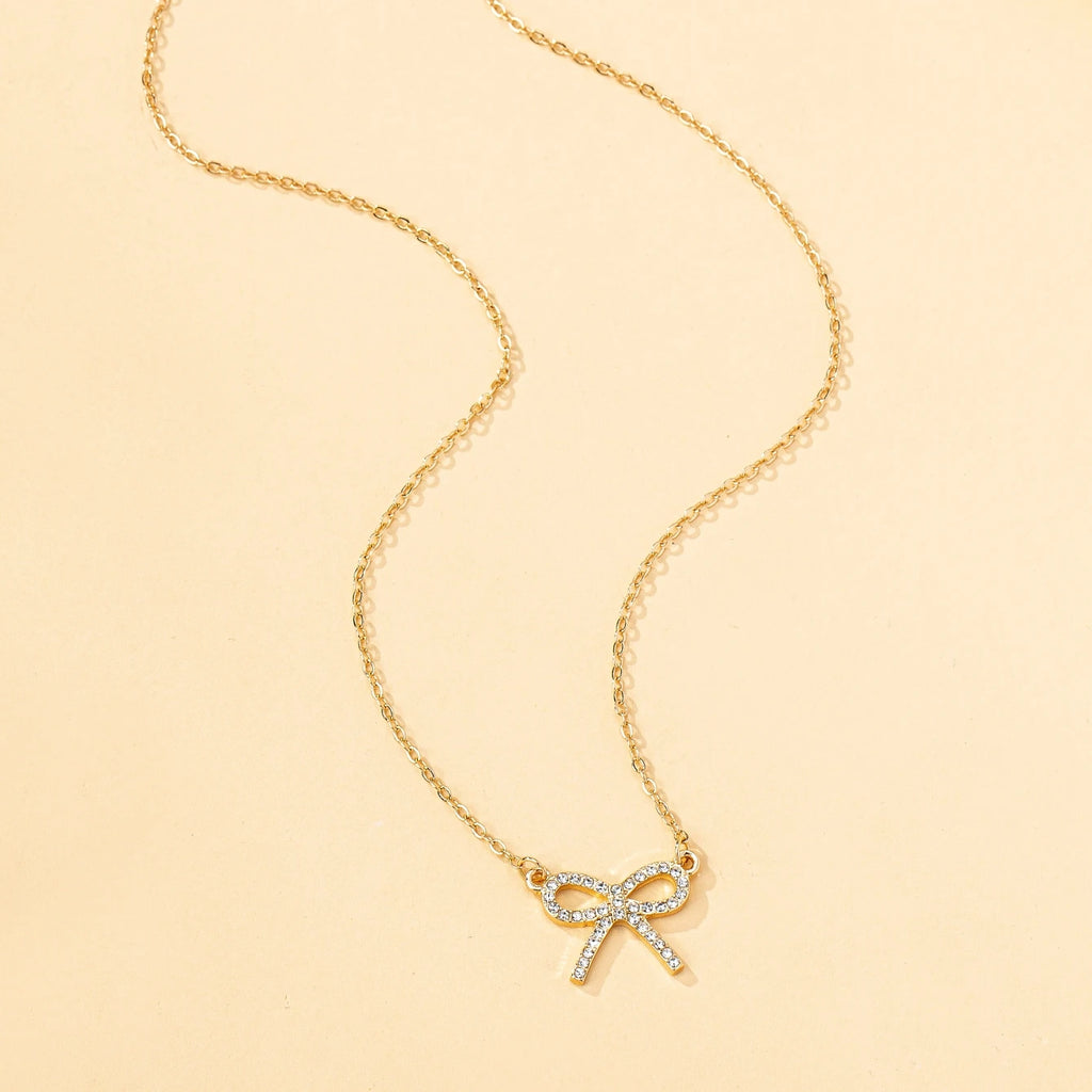 A Women's Necklace, Simple and Sweet Bow Pendant Necklace, Suitable for Daily Wear and Banquet Wear
