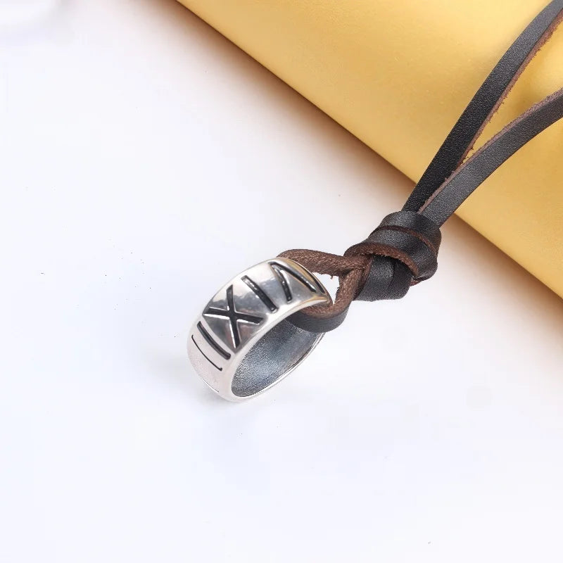 Man Necklace Personality Fashion Alloy Ring Roman Numeral Pendant Vintage Punk Leather Necklace for Men Hand-woven Necklace Gift