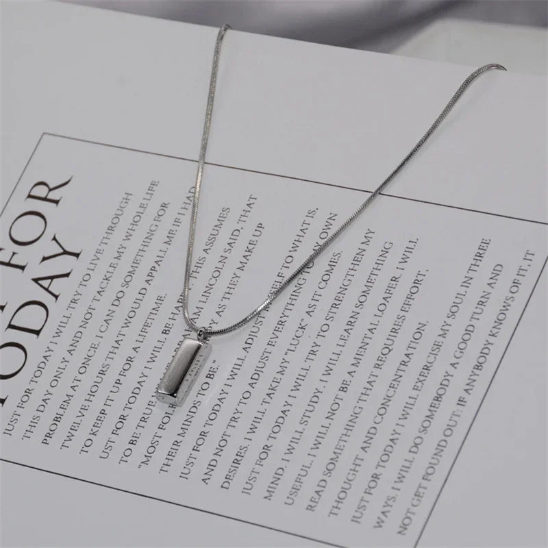 Fashion Creative Men Geometric Necklace Pendant Rectangle Cool Titanium Chain Boyfriend Necklace for Men Gift Jewelry Collar