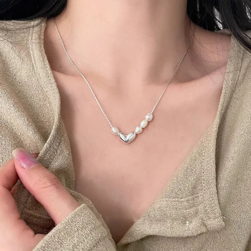 Simple Pearl Heart Shaped Necklace For Women Cold Style Elegant And Versatile Suitable For Collarbone Fashionable Jewelry