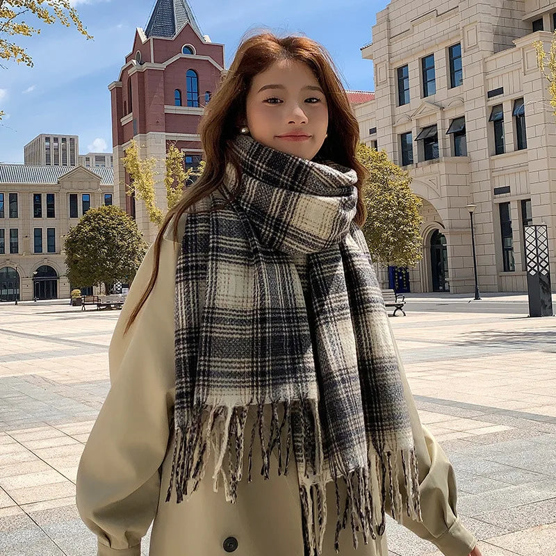 Women's Fashion Scarf New Sweet Style Sacrf Autumn Winter Checkered Scarf New Versatile Warm Couple's Scarf Shawl Korean Style
