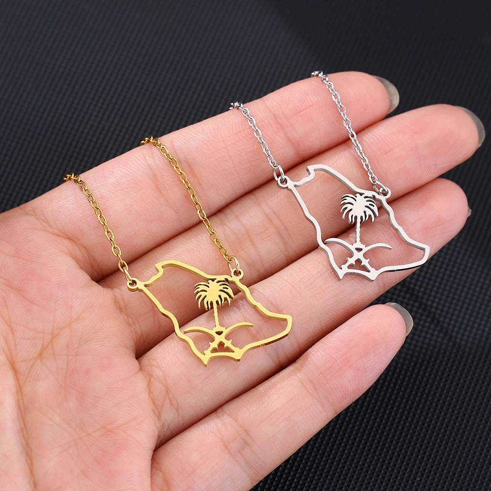 Fashion Saudi Arabia Map Flag Pendant Necklace Stainless Steel Arab Emblem Men Women Ethnic Map Jewelry Patriotic Gift