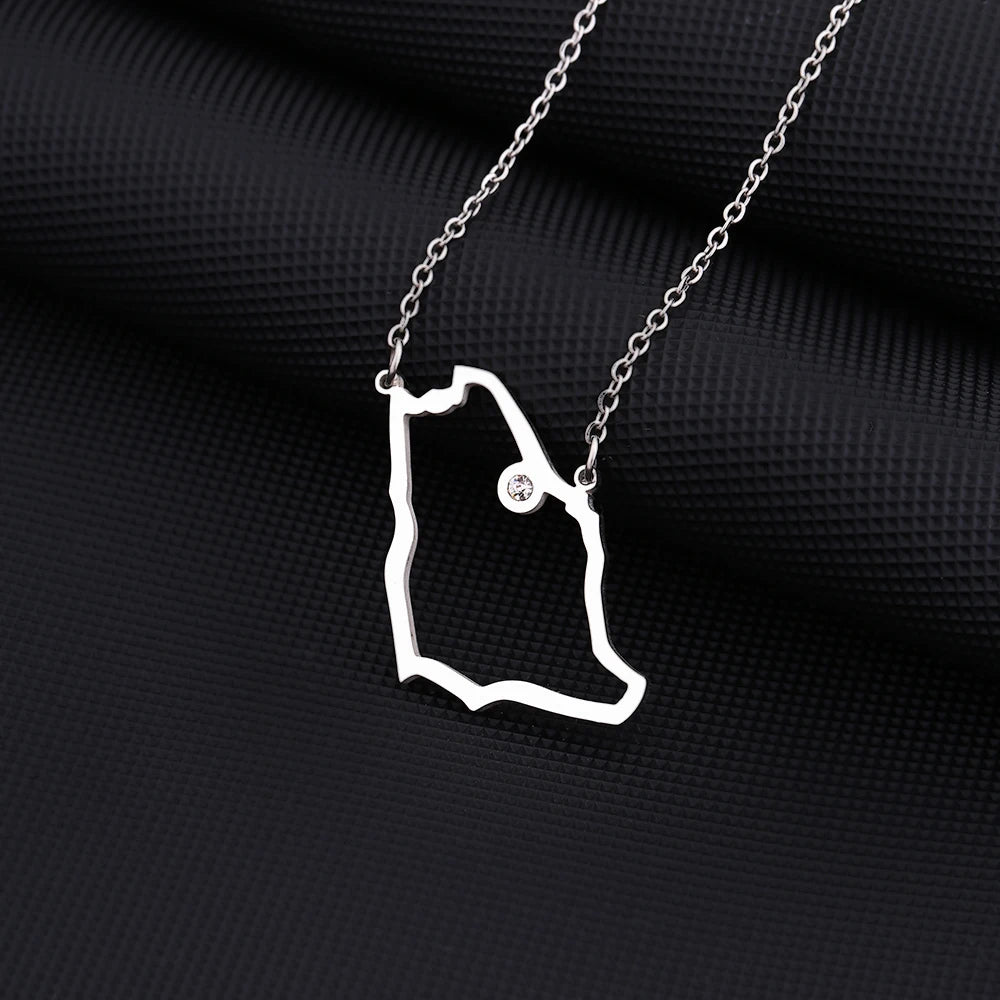 Fashion Saudi Arabia Map Flag Pendant Necklace Stainless Steel Arab Emblem Men Women Ethnic Map Jewelry Patriotic Gift