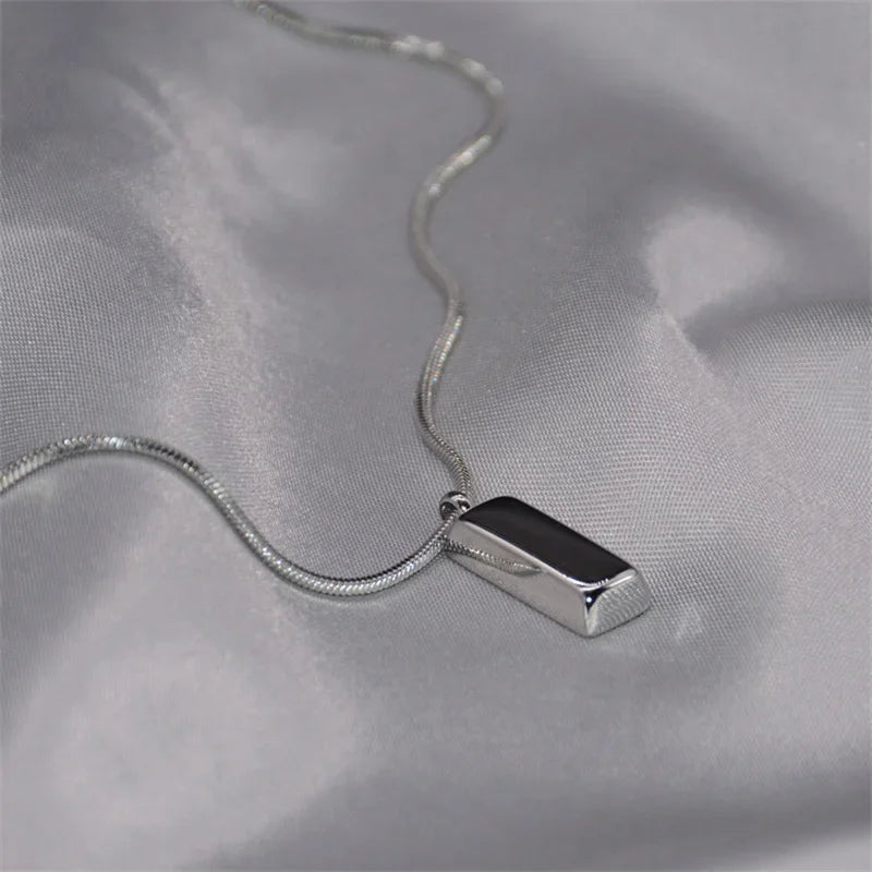 Fashion Creative Men Geometric Necklace Pendant Rectangle Cool Titanium Chain Boyfriend Necklace for Men Gift Jewelry Collar