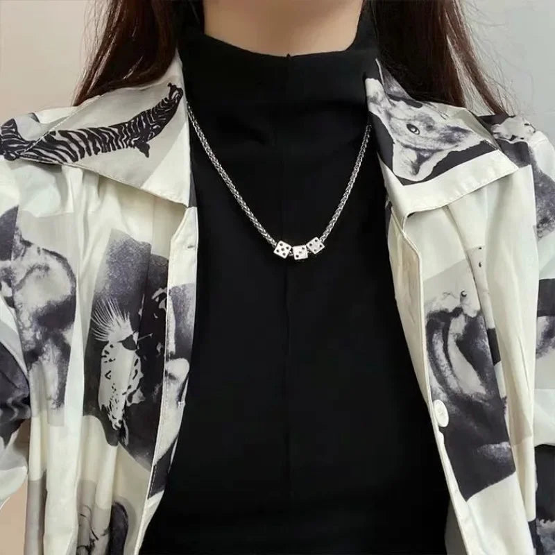 Hip Hop Dice Pendant Necklace For Men Women Streetwear Minimalist Cubical Lucky Charm Collarbone Chain Unisex Jewelry Gift
