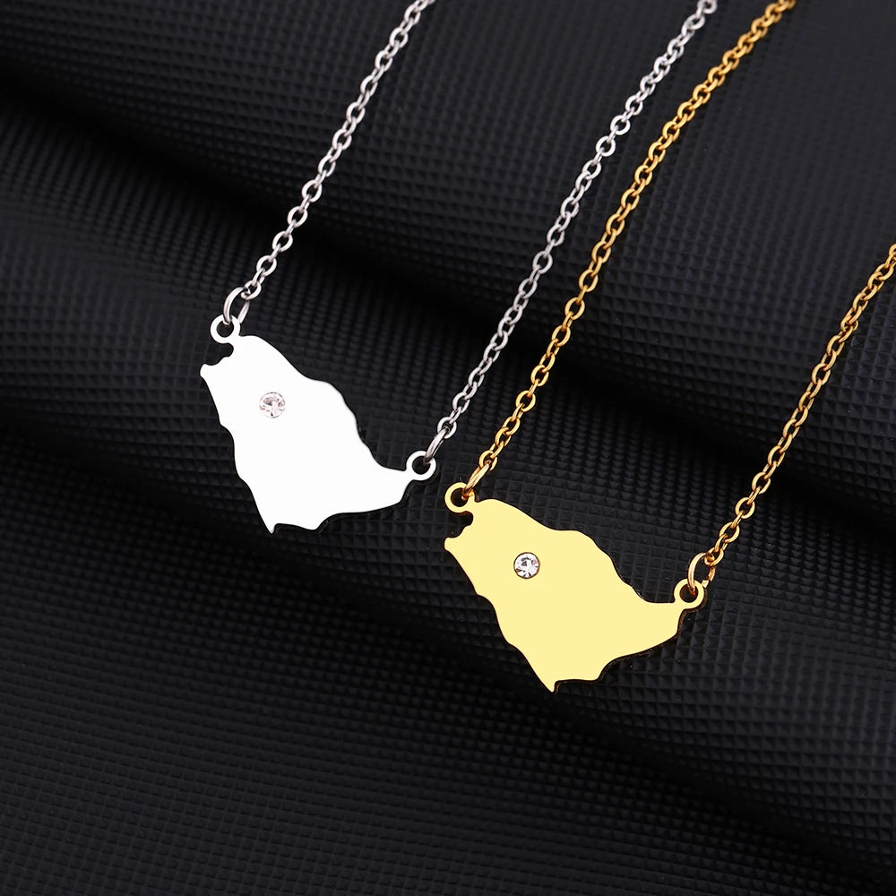 Fashion Saudi Arabia Map Flag Pendant Necklace Stainless Steel Arab Emblem Men Women Ethnic Map Jewelry Patriotic Gift