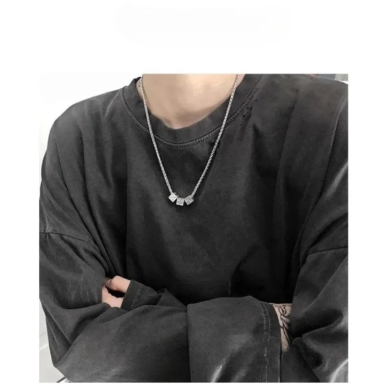 Hip Hop Dice Pendant Necklace For Men Women Streetwear Minimalist Cubical Lucky Charm Collarbone Chain Unisex Jewelry Gift
