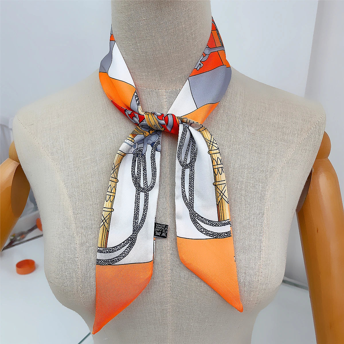 Women Scarf 2024 New Brand Design Luxury Twill Silk Scarf Fashion Headband Foulard Skinny Hair Bag Scarves Neckerchief