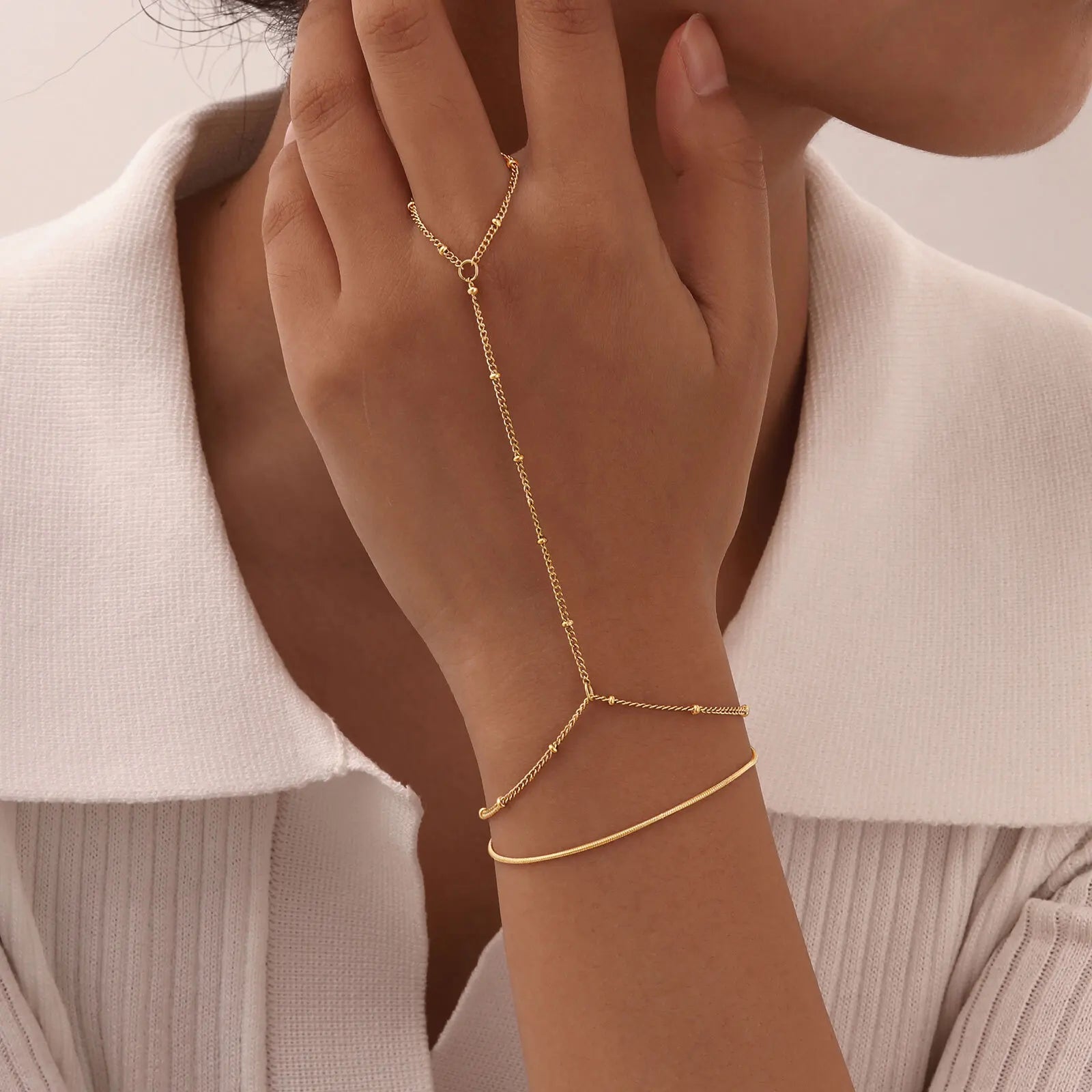 Exquisite Vintage Wrist Bracelet for Women Finger Ring Chain Charms Beads Bracelet Chain Lady Trendy Aesthetic Jewelry Set