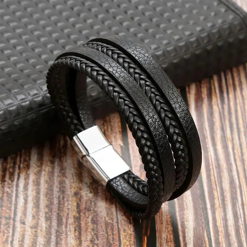 Classic Hand-Woven Leather Bracelet 19/21/23cm Multilayer Leather Men Bracelets Punk Bangle for Friend Charm Jewelry Gifts
