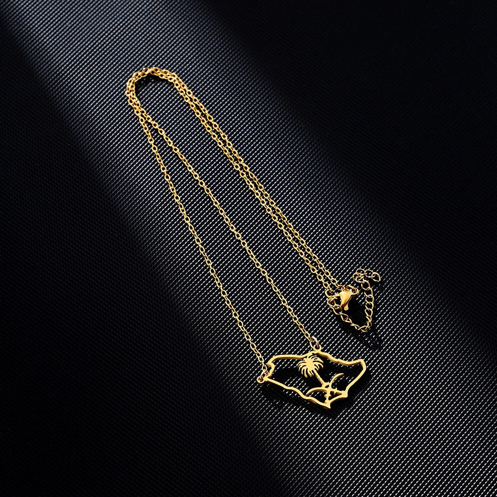 Fashion Saudi Arabia Map Flag Pendant Necklace Stainless Steel Arab Emblem Men Women Ethnic Map Jewelry Patriotic Gift