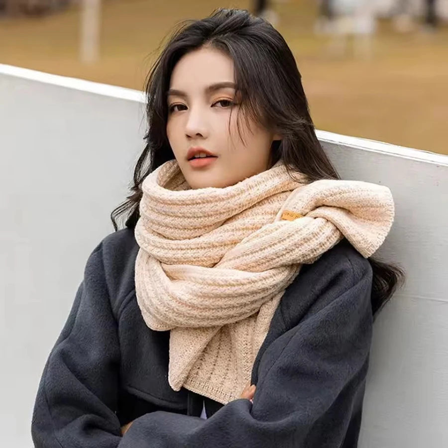 Thick, Chunky Knit Long Warm Scarf for Women and Men, Suitable for Travel and Office Use, Made of Cashmere for Winter Warmth.