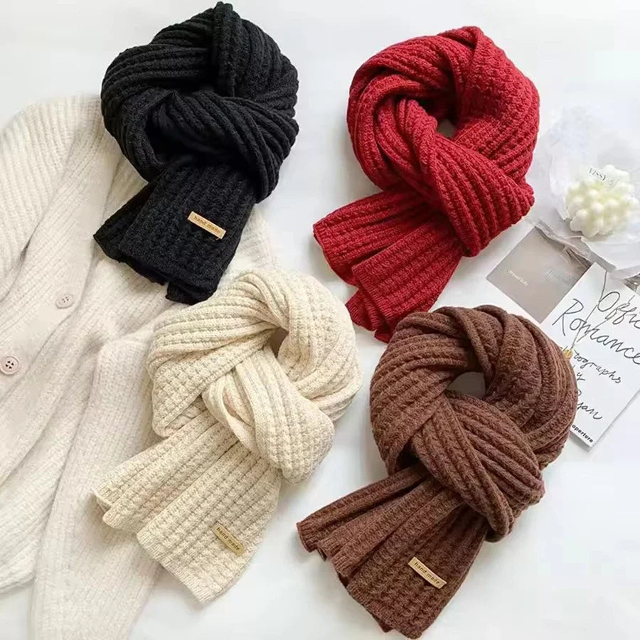 Thick, Chunky Knit Long Warm Scarf for Women and Men, Suitable for Travel and Office Use, Made of Cashmere for Winter Warmth.
