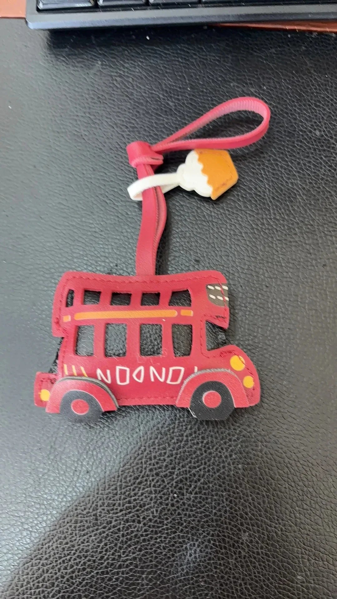 Luxury Design Genuine Leather Handmade Pendant Bag Accessories Cute Car Hangings Keychain Bag Charms Cute Animal Bag Decorations