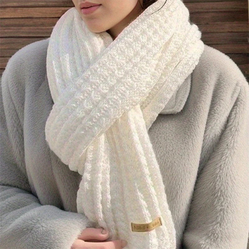 Thick, Chunky Knit Long Warm Scarf for Women and Men, Suitable for Travel and Office Use, Made of Cashmere for Winter Warmth.