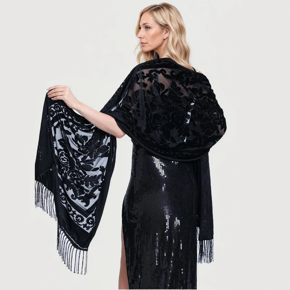 Women Velvet Scarf Shawl Female Long Jacquard Scarves Noble Shawl Autumn Spring Poncho Wrap Luxury Pashmina Tassel Cloak Bufanda