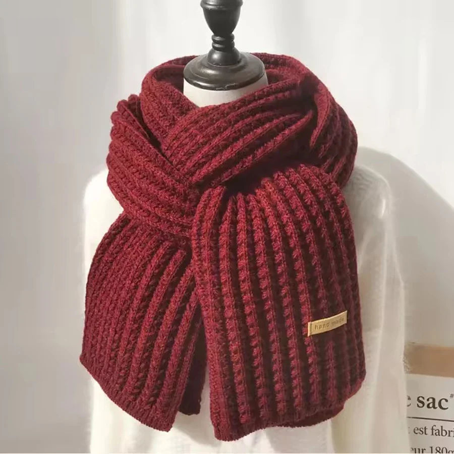 Thick, Chunky Knit Long Warm Scarf for Women and Men, Suitable for Travel and Office Use, Made of Cashmere for Winter Warmth.