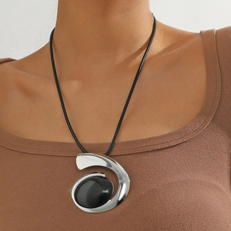 HEZIOWYUN Bohemian Jewelry Sets for Women Stylish Layered Design Chain Bracelet and Chain Necklace 2 Pcs Set