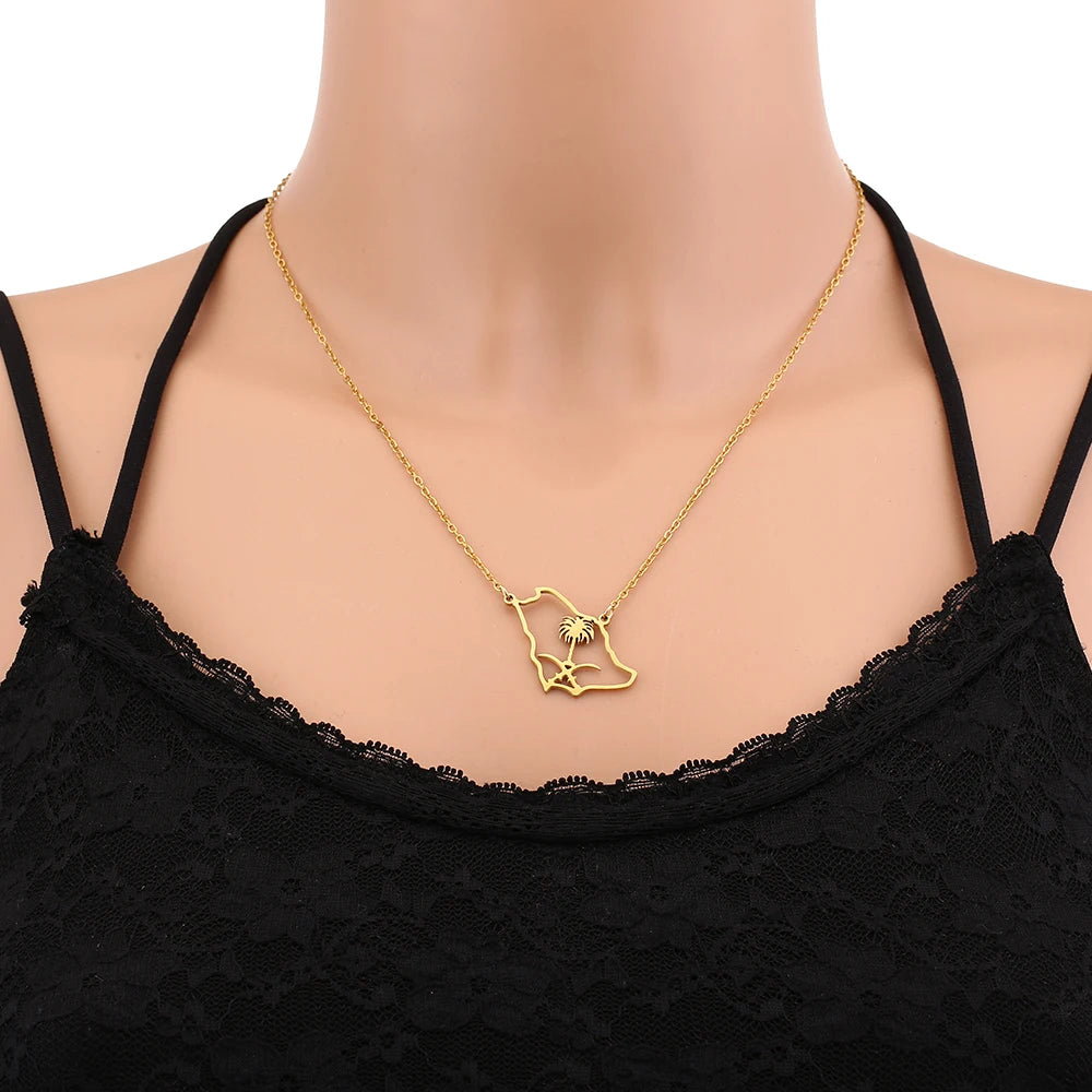 Fashion Saudi Arabia Map Flag Pendant Necklace Stainless Steel Arab Emblem Men Women Ethnic Map Jewelry Patriotic Gift