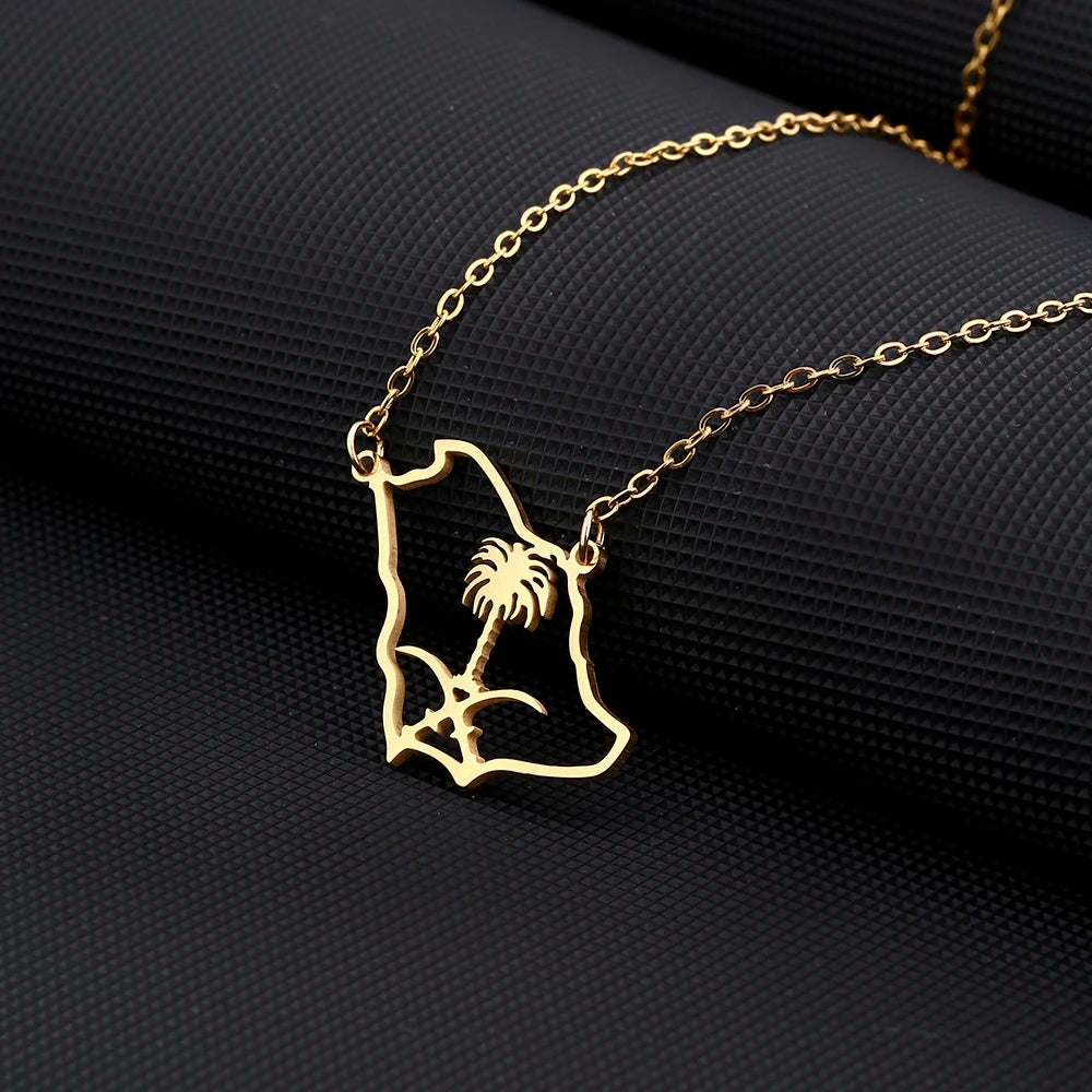 Fashion Saudi Arabia Map Flag Pendant Necklace Stainless Steel Arab Emblem Men Women Ethnic Map Jewelry Patriotic Gift