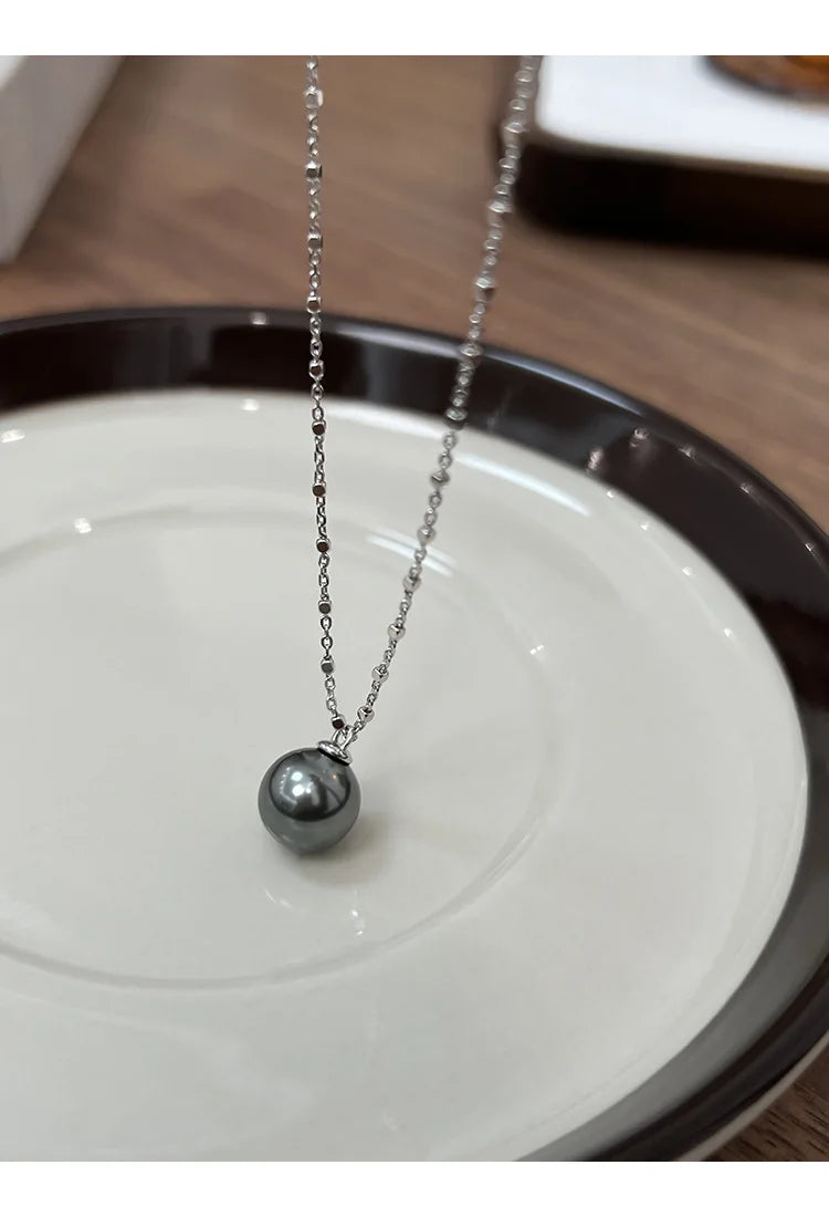 Pearl Necklace for Women 2025 New Style Simple Temperament Collarbone Chain Niche High-end Feeling