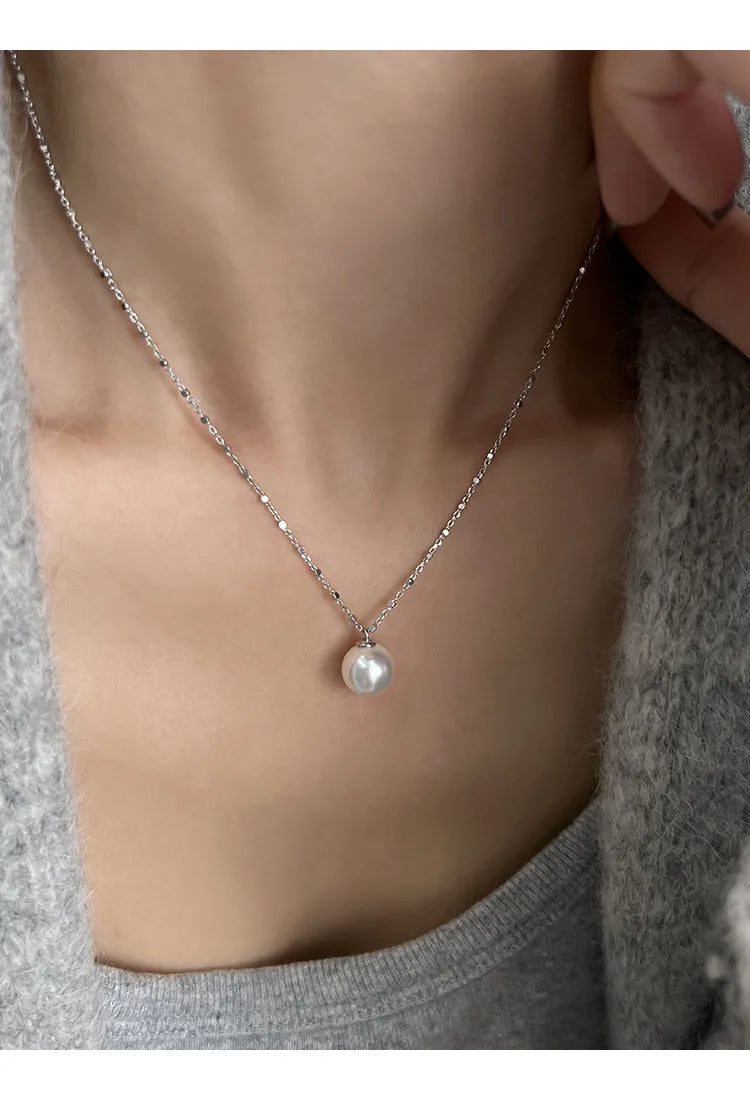 Pearl Necklace for Women 2025 New Style Simple Temperament Collarbone Chain Niche High-end Feeling