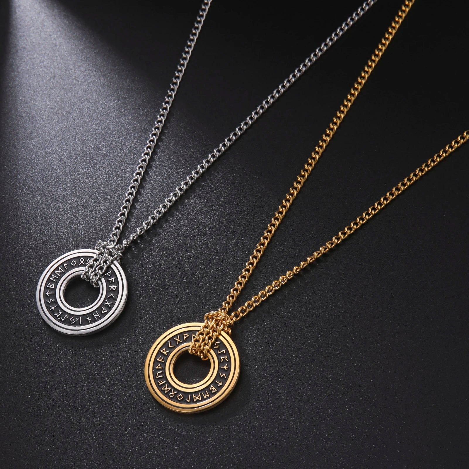 Vintage Nordic Rune Necklaces for Men Stainless Steel Norse Runes Viking Jewerly Pagan Elder Futhark Pendant Amulet Talisman